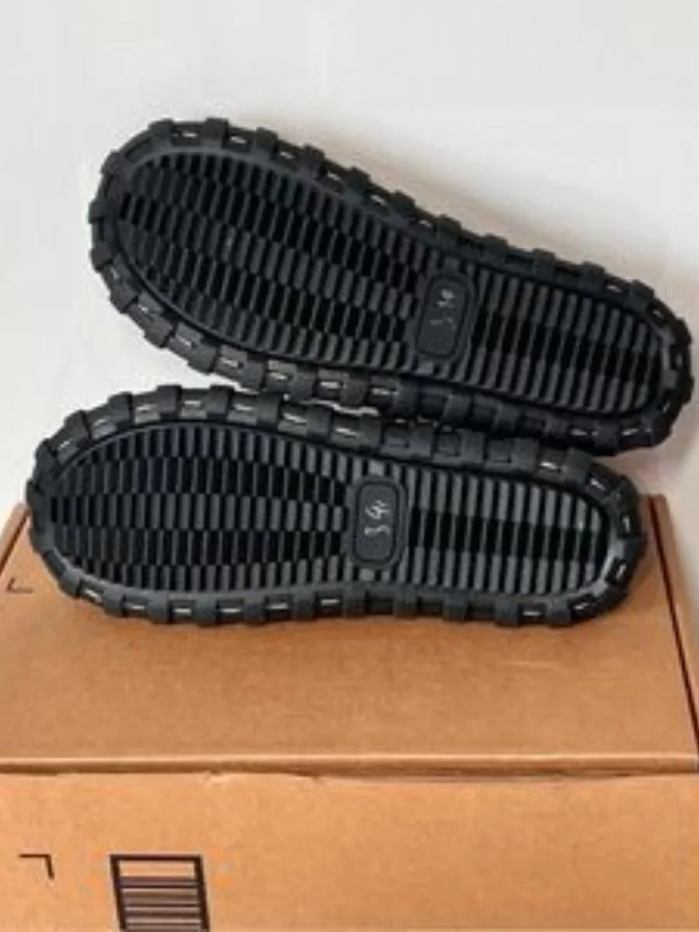 Dacomfy Mens Closed Toe Leather Sandals